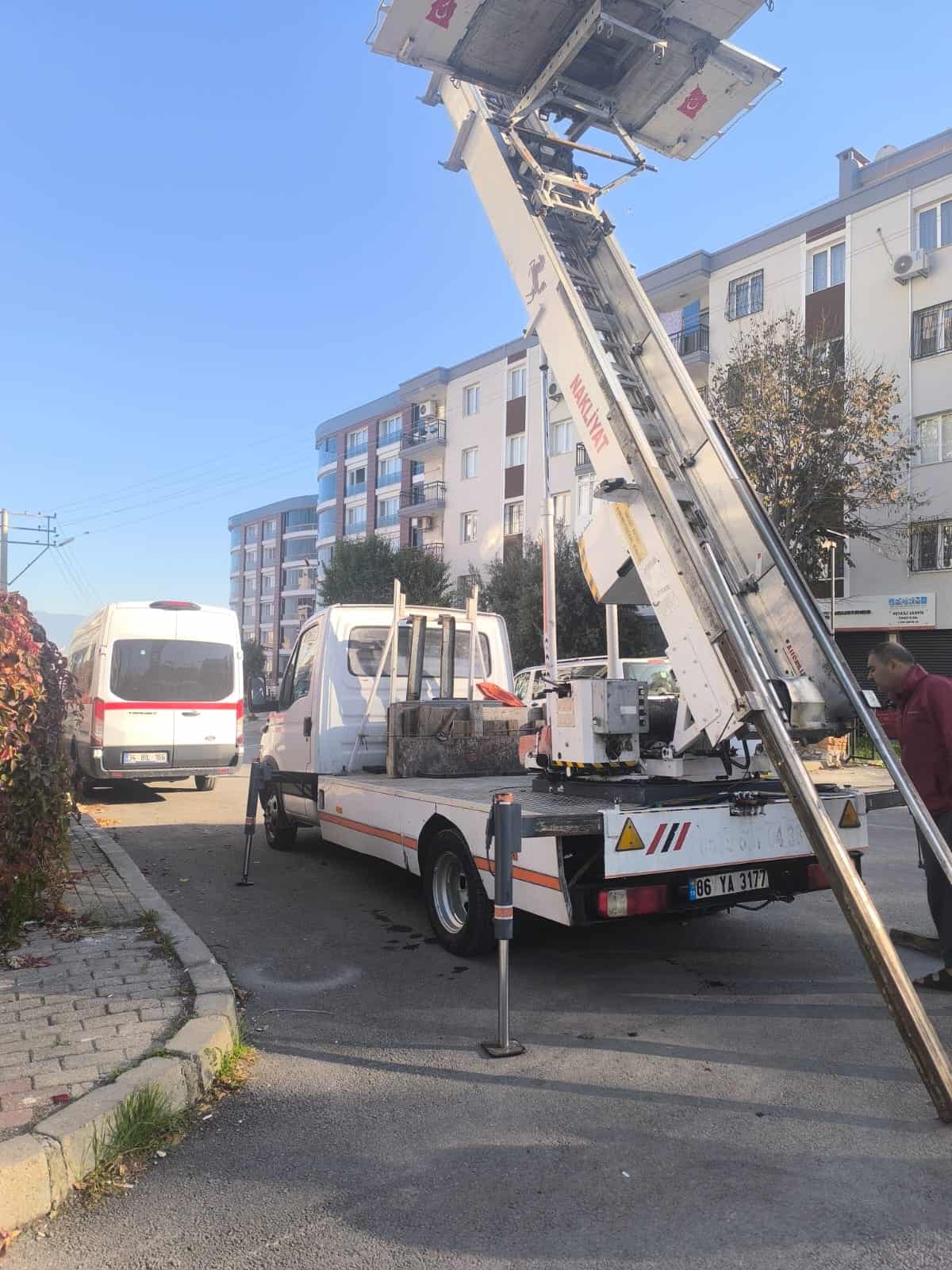 Karabağlar kiralık asansör görseli